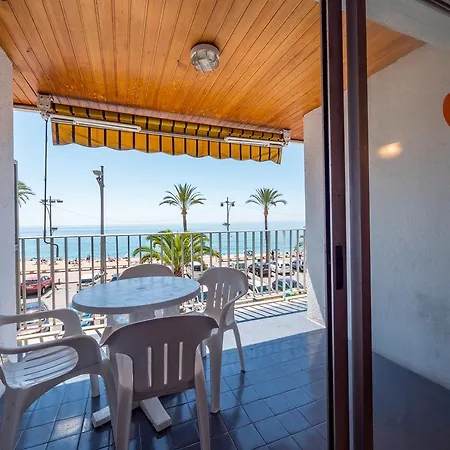 Ar Easy Borodin Daire Lloret de Mar